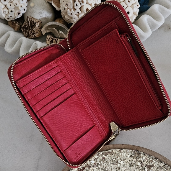 Gucci Soho Red Tassel Leather Zip Wallet With Gold Metal Hardware - Picture 10 of 16